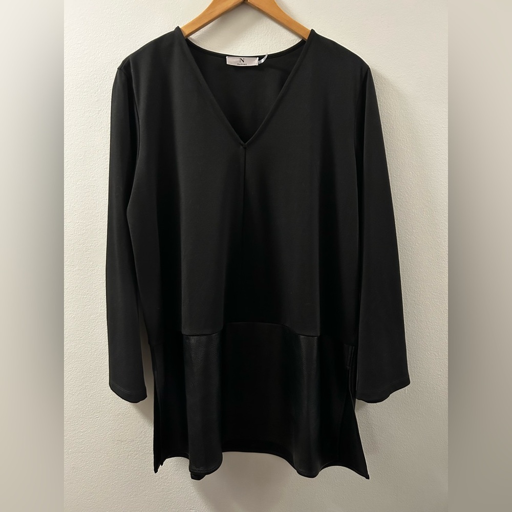 Natori V-Neck Women's Tunic